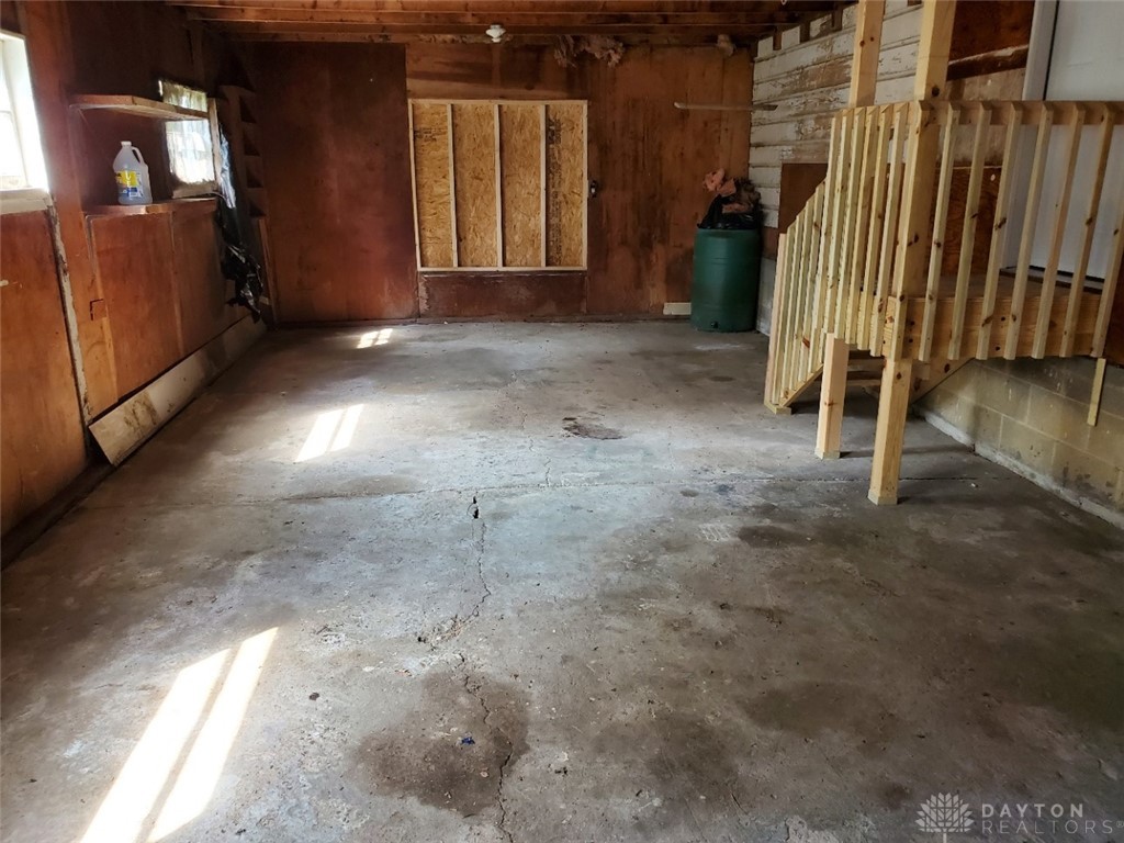 3559 South Tecumseh Road Springfield, OH 45502 - Photo 14 of 18