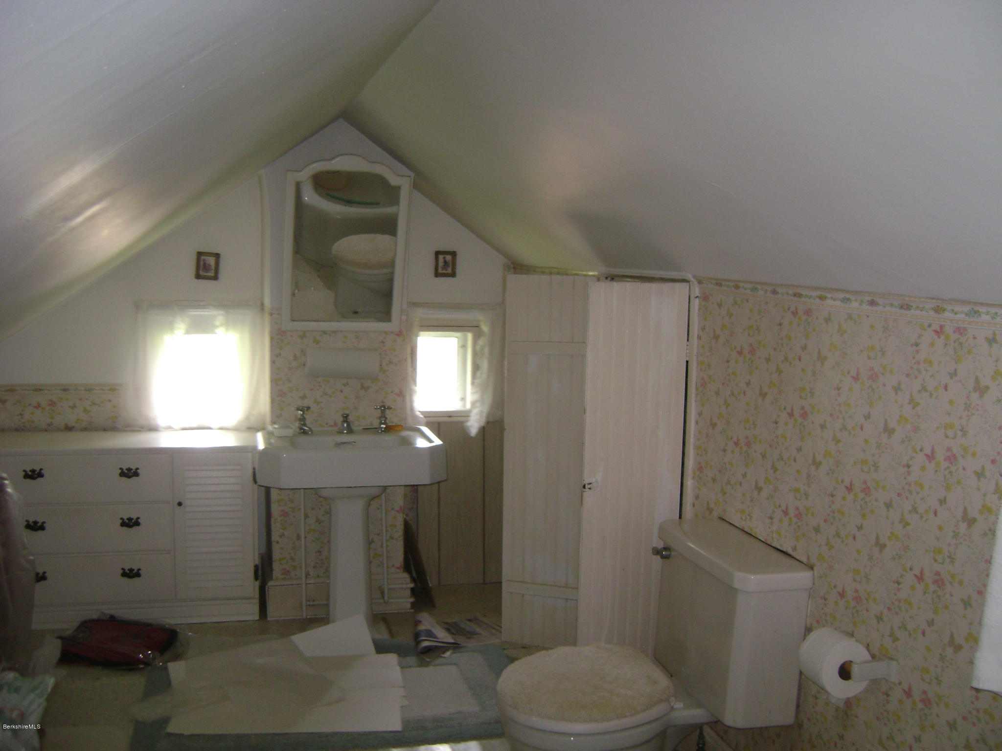 76 East Dugway Road Lenox, MA 01240 - Photo 10 of 16 bath