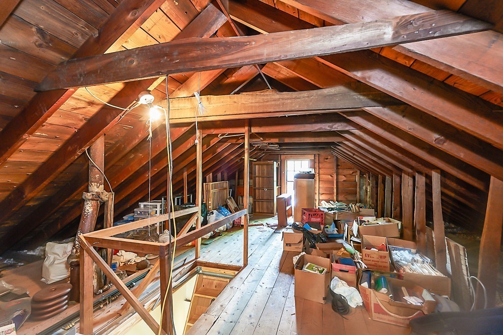 18 Vineyard Road Newton, MA 02459 - Photo 23 of 29