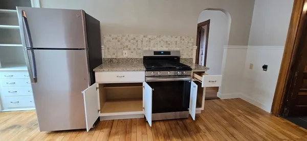 $2,700 | 125 Vernon Street, Unit C, Worcester, MA 01610