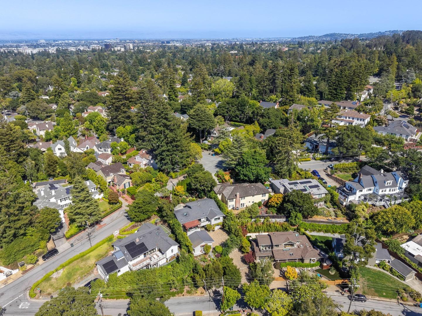 405 Glendale Road San Mateo, CA 94402 - Photo 69 of 81