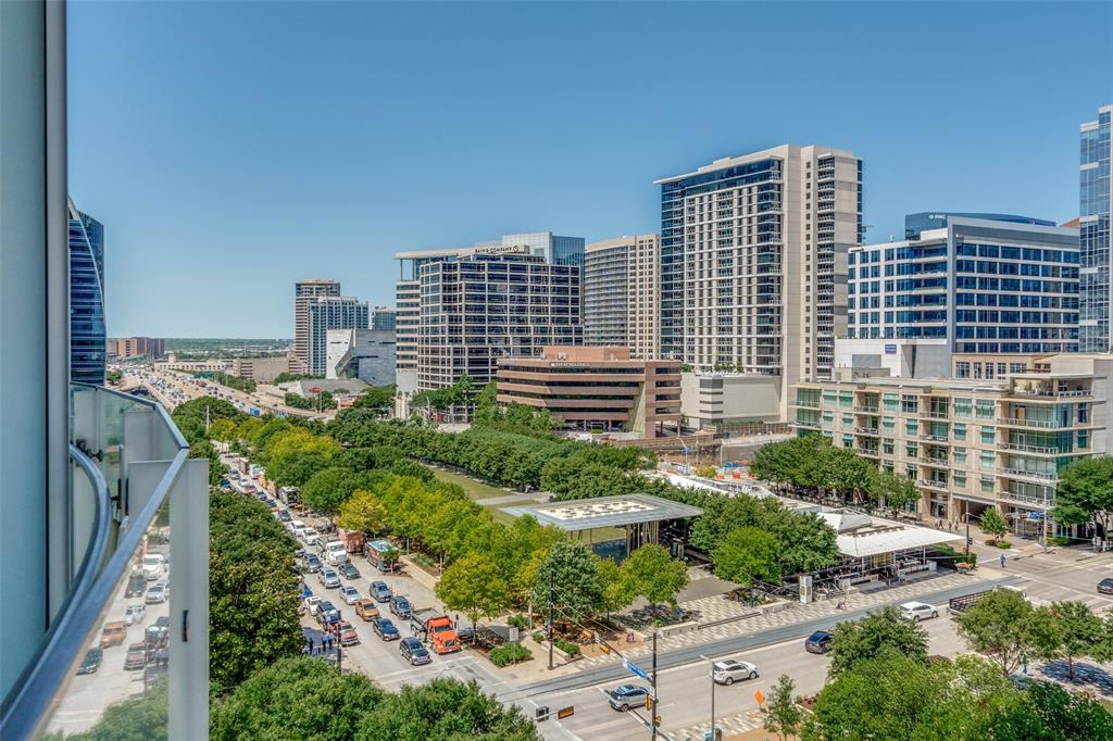 1918 Olive Street, Unit 701 Dallas, TX 75201 - Photo 25 of 40 Klyde Warren Park