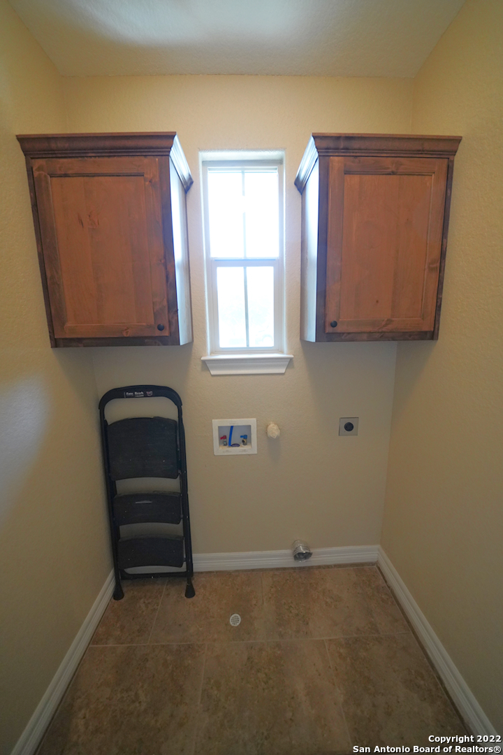 15420 Dell Lane Selma, TX 78154 - Photo 34 of 40