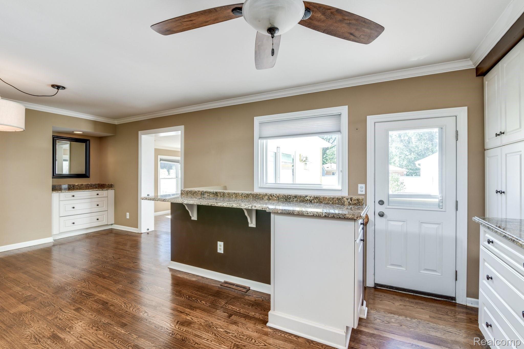 1389 North Pine Street Rochester, MI 48307 - Photo 8 of 28 1389+N+Pine+St+Rochester+Hills-8-web.jpg