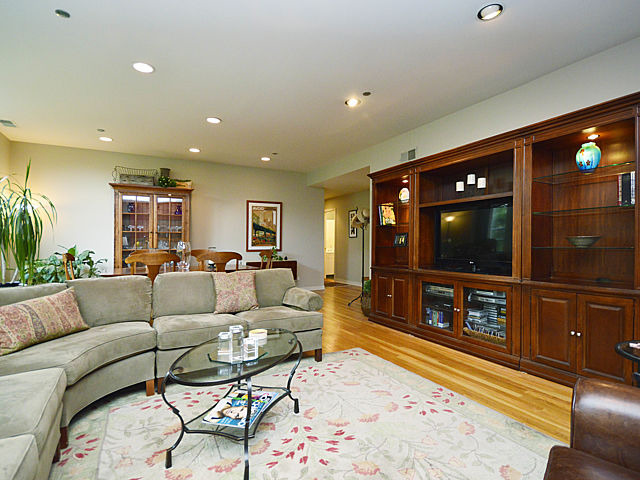 2100 North Racine Avenue, Unit 3B Chicago, IL 60614 - Photo 7 of 24