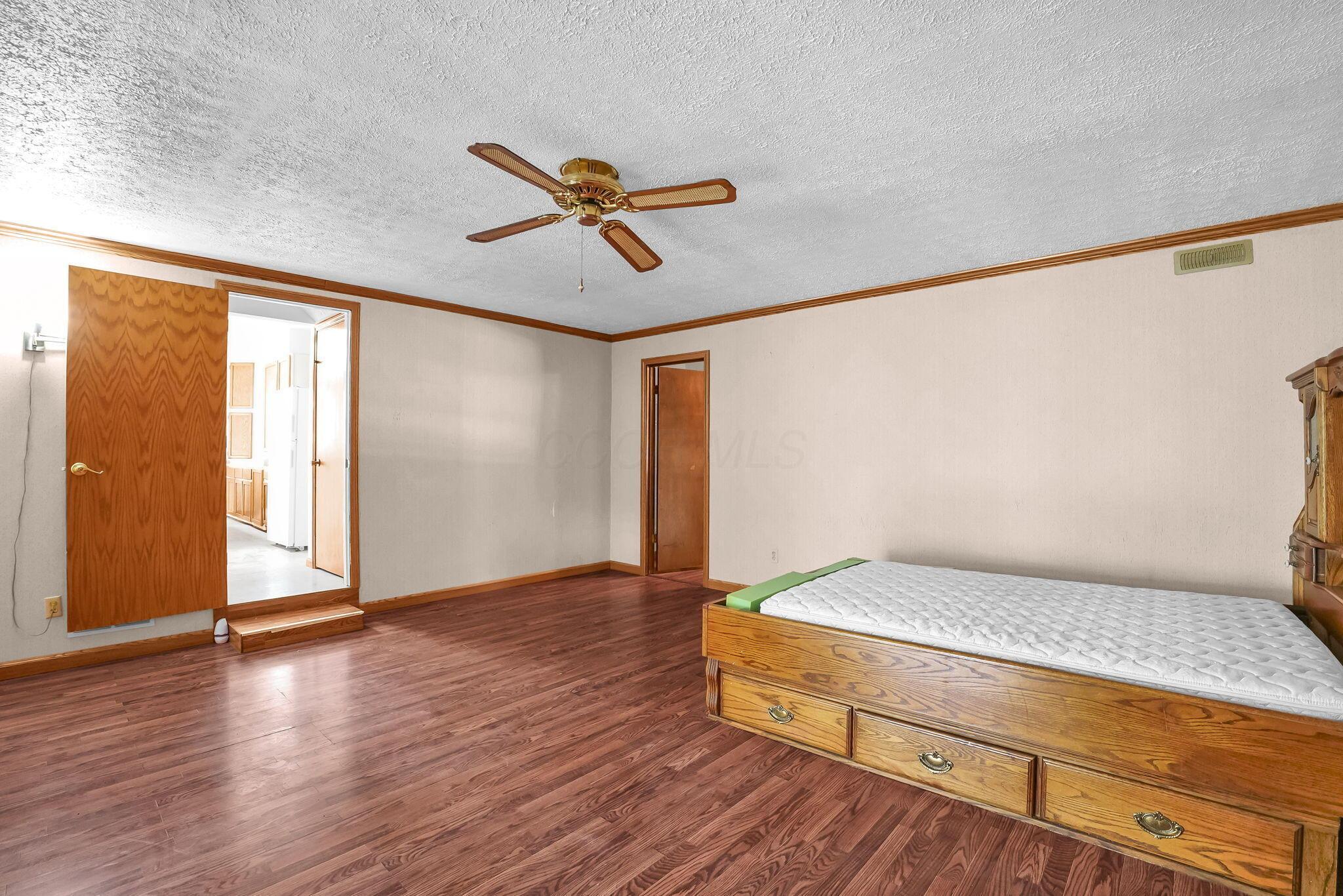 190 Inah Avenue Columbus, OH 43228 - Photo 19 of 38 13-web-or-mls-190-inah-ave