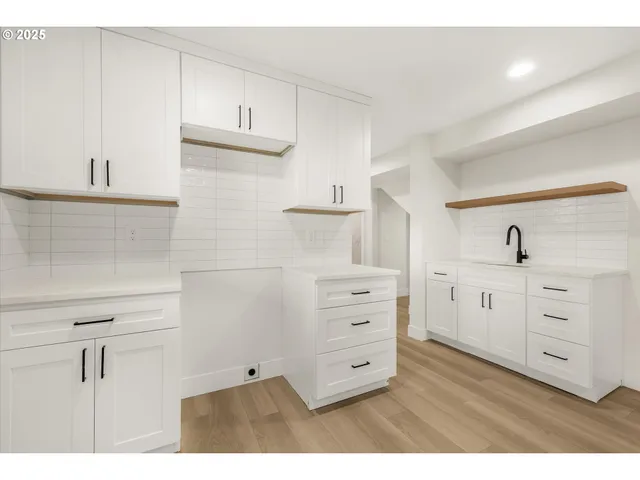 $799,950 | 7026 Southeast 156th Avenue, Portland, OR 97236