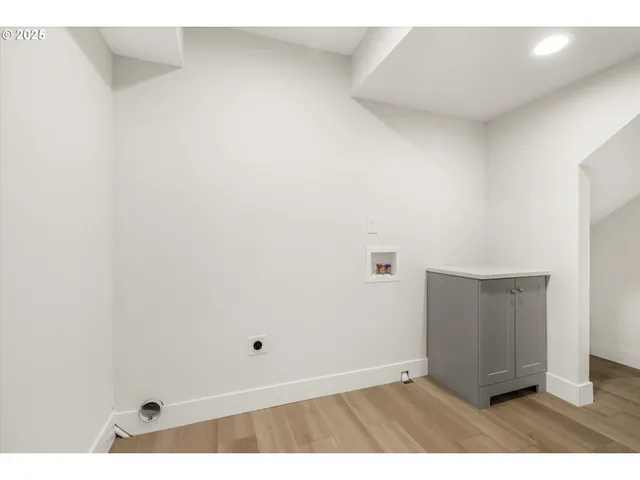 $799,950 | 7026 Southeast 156th Avenue, Portland, OR 97236