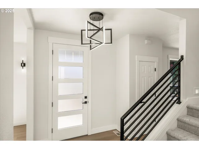 $799,950 | 7026 Southeast 156th Avenue, Portland, OR 97236