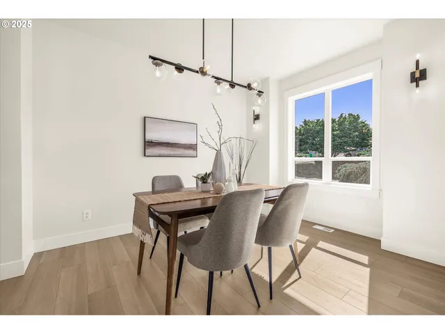 $799,950 | 7026 Southeast 156th Avenue, Portland, OR 97236