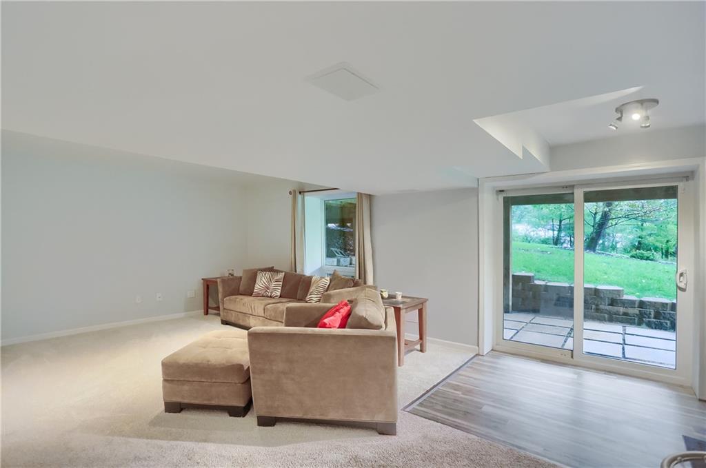 109 Lovi Road Baden, PA 15005 - Photo 43 of 50 Gallery Image 43