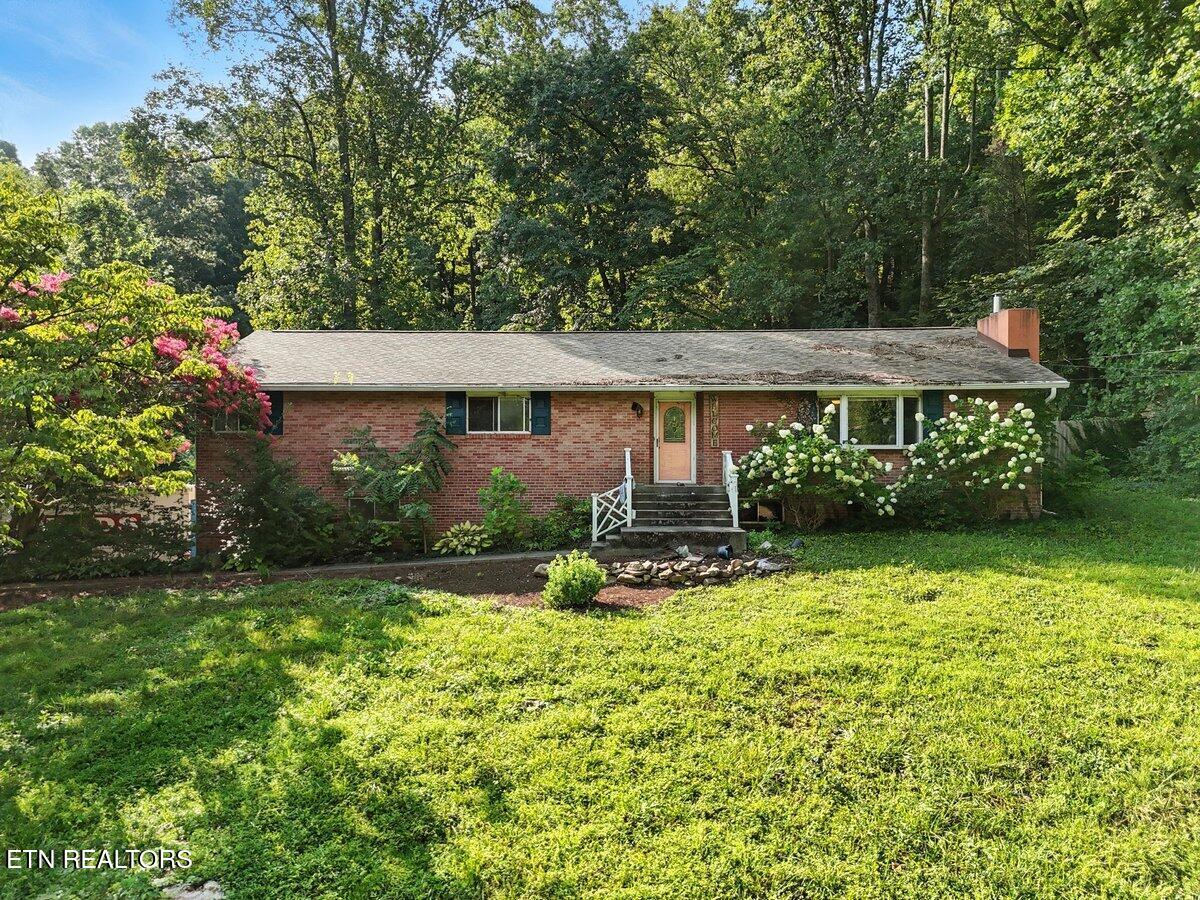 308 Irwin Drive Powell, TN 37849 - Photo 1 of 38 002_DJI_20250801094416_0056_D
