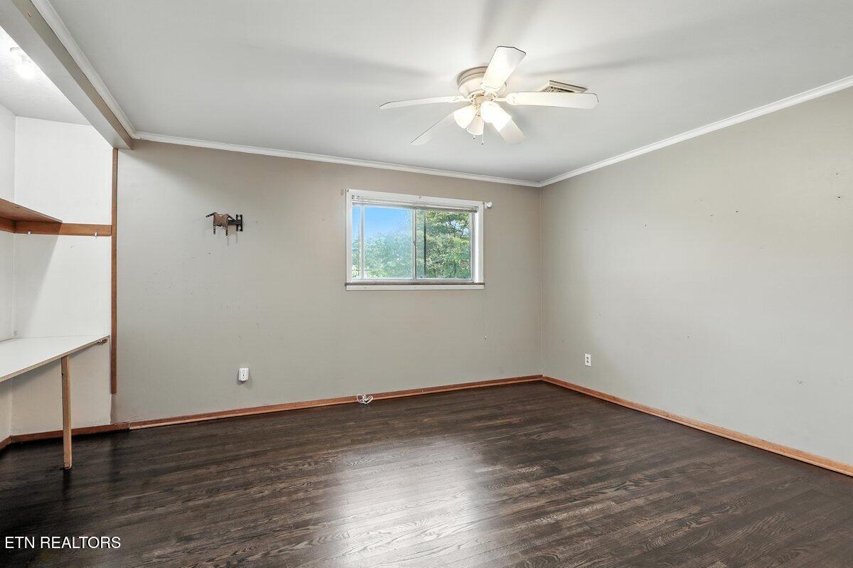 308 Irwin Drive Powell, TN 37849 - Photo 17 of 38 021_IMG_0617