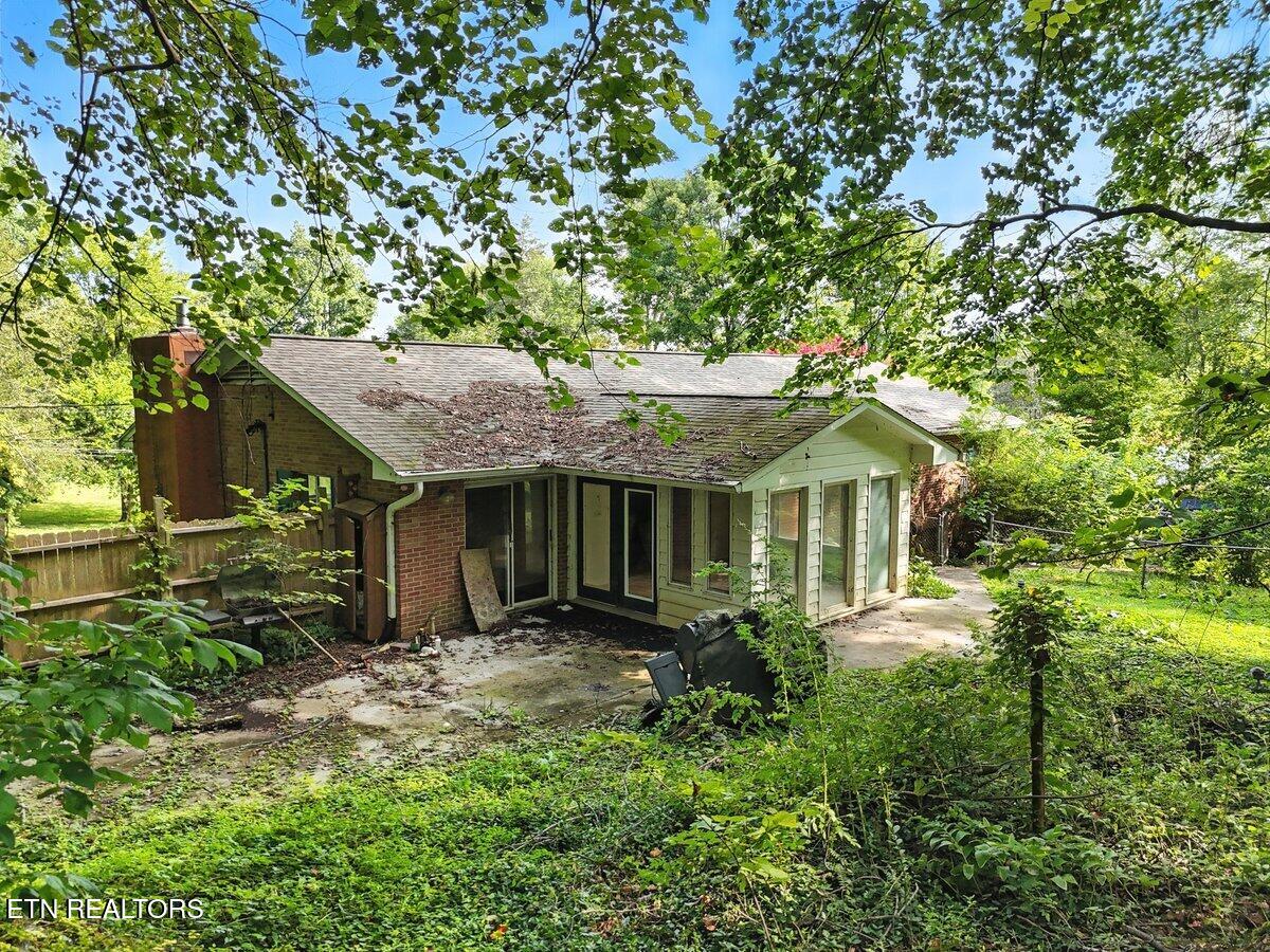308 Irwin Drive Powell, TN 37849 - Photo 31 of 38 037_DJI_20250801095531_0631_D
