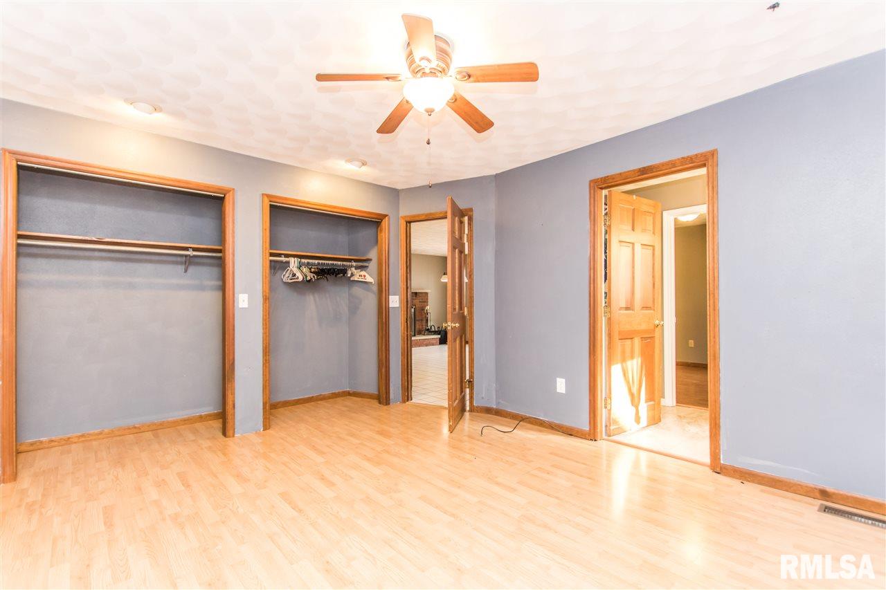 712 Springfield Road East Peoria, IL 61611 - Photo 19 of 36 Gallery Image 19