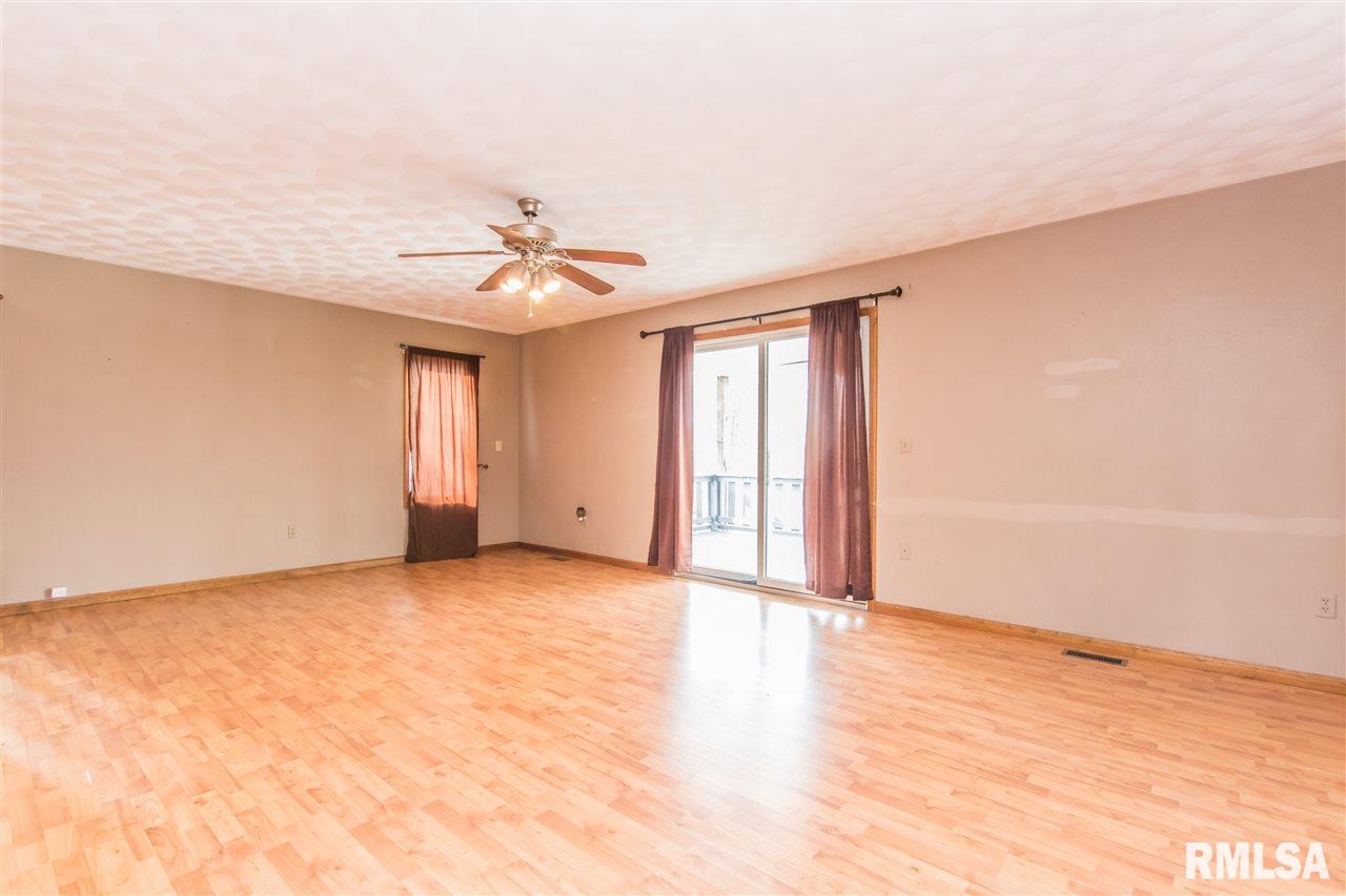 712 Springfield Road East Peoria, IL 61611 - Photo 22 of 36 Gallery Image 22