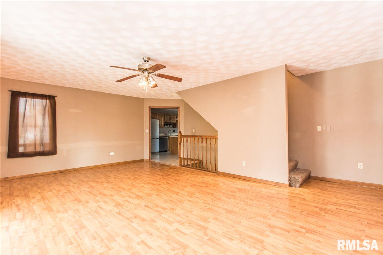 712 Springfield Road East Peoria, IL 61611 - Photo 24 of 36 Gallery Image 24