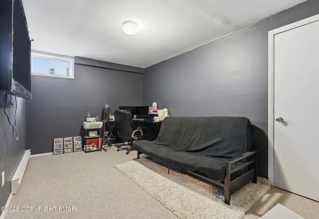 $429,900 | 104 Scotch Pine Court, Dingmans Ferry, PA 18328