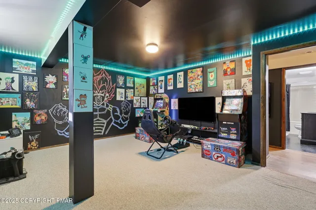 $429,900 | 104 Scotch Pine Court, Dingmans Ferry, PA 18328