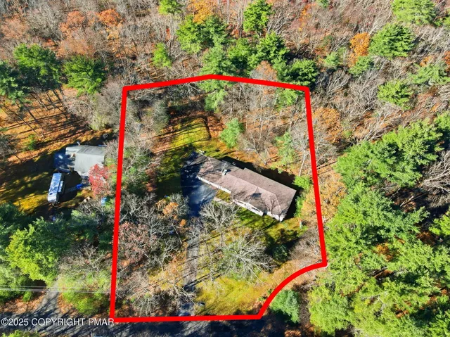 $429,900 | 104 Scotch Pine Court, Dingmans Ferry, PA 18328