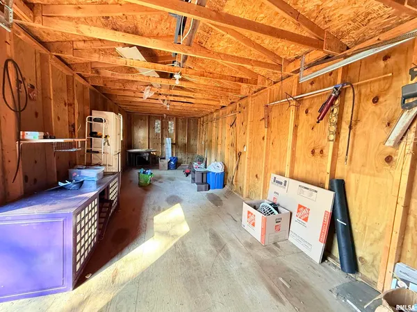 $189,000 | 125 Beech Hollow Road, Harrisburg, IL 62946