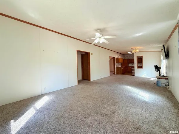 $189,000 | 125 Beech Hollow Road, Harrisburg, IL 62946