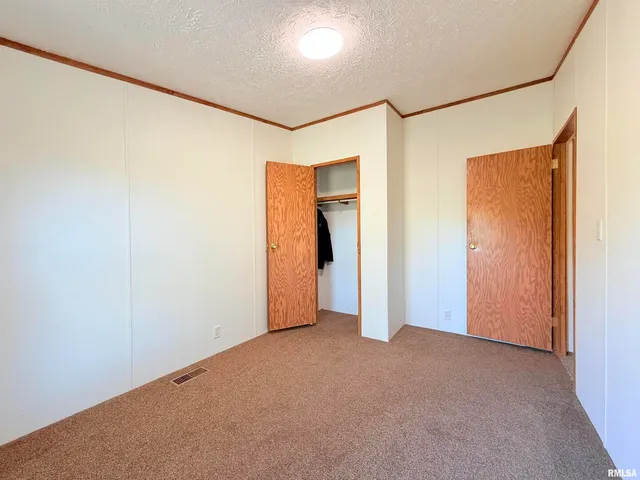 $189,000 | 125 Beech Hollow Road, Harrisburg, IL 62946