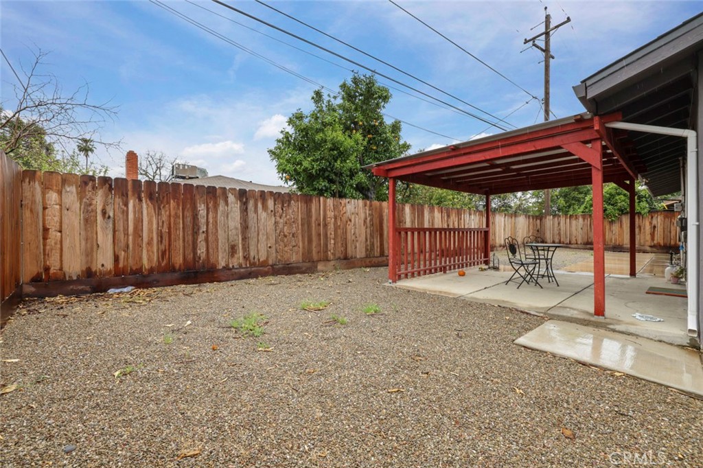 424 Morada Lane Stockton, CA 95210 - Photo 32 of 51 a view of a backyard