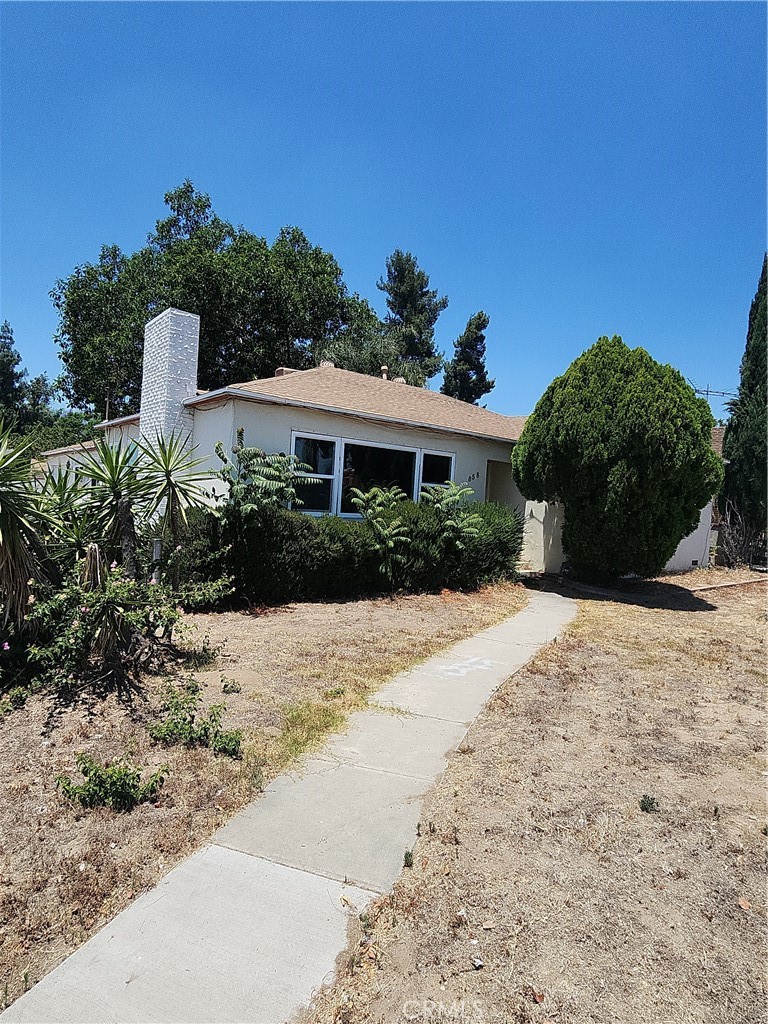 858 South Riverside Avenue Rialto, CA 92376 - Photo 1 of 20
