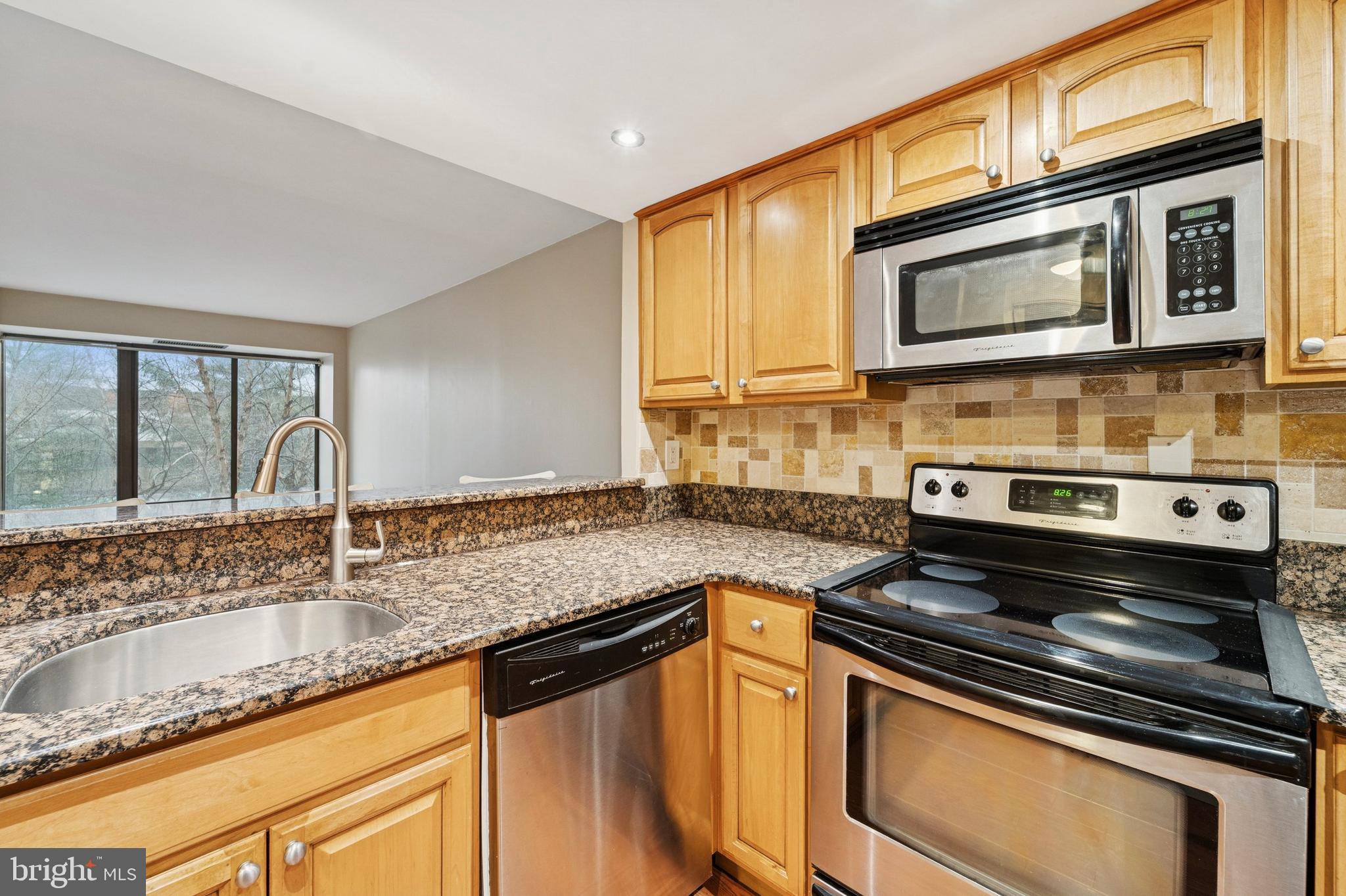 2001-00 Hamilton Street, Unit 318 Philadelphia, PA 19130 - Photo 3 of 20