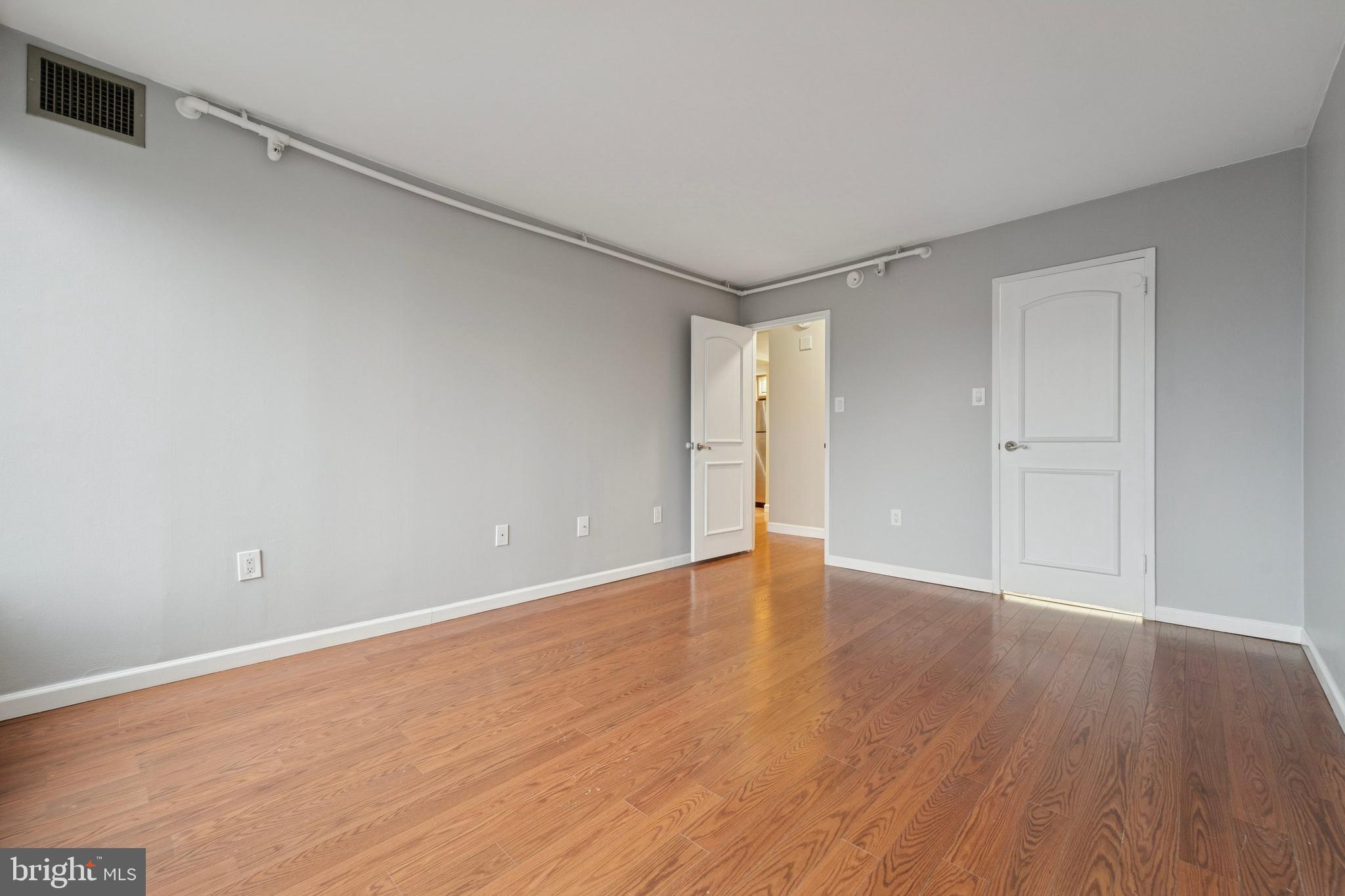 2001-00 Hamilton Street, Unit 318 Philadelphia, PA 19130 - Photo 8 of 20