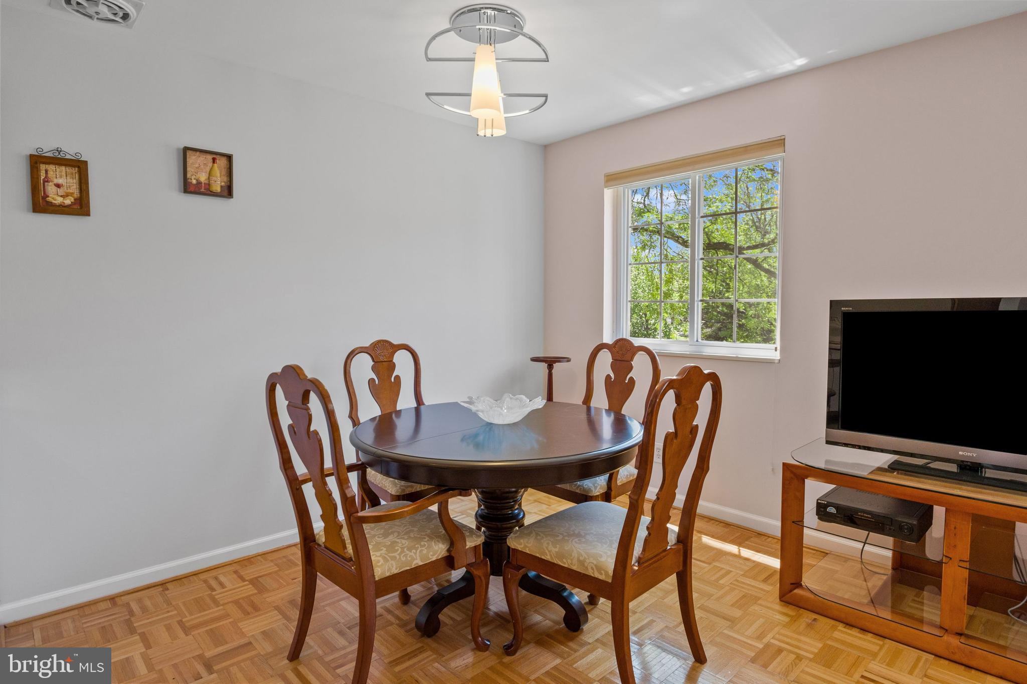 300 Byberry Road, Unit 211 Philadelphia, PA 19116 - Photo 9 of 22 Gallery Image 9