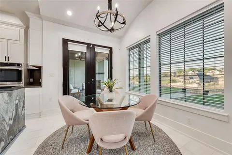 $1,050,000 | 464 Breezeway Court, Cedar Hill, TX 75104