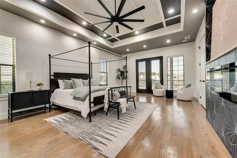 $1,050,000 | 464 Breezeway Court, Cedar Hill, TX 75104
