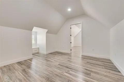 $1,050,000 | 464 Breezeway Court, Cedar Hill, TX 75104