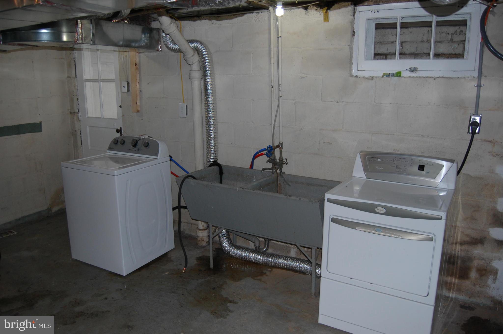 523 Old Riverside Road Baltimore, MD 21225 - Photo 15 of 23 Basement