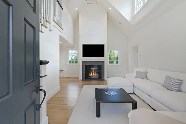 $21,500,000 | 56 North Summer Street, Edgartown, MA 02539