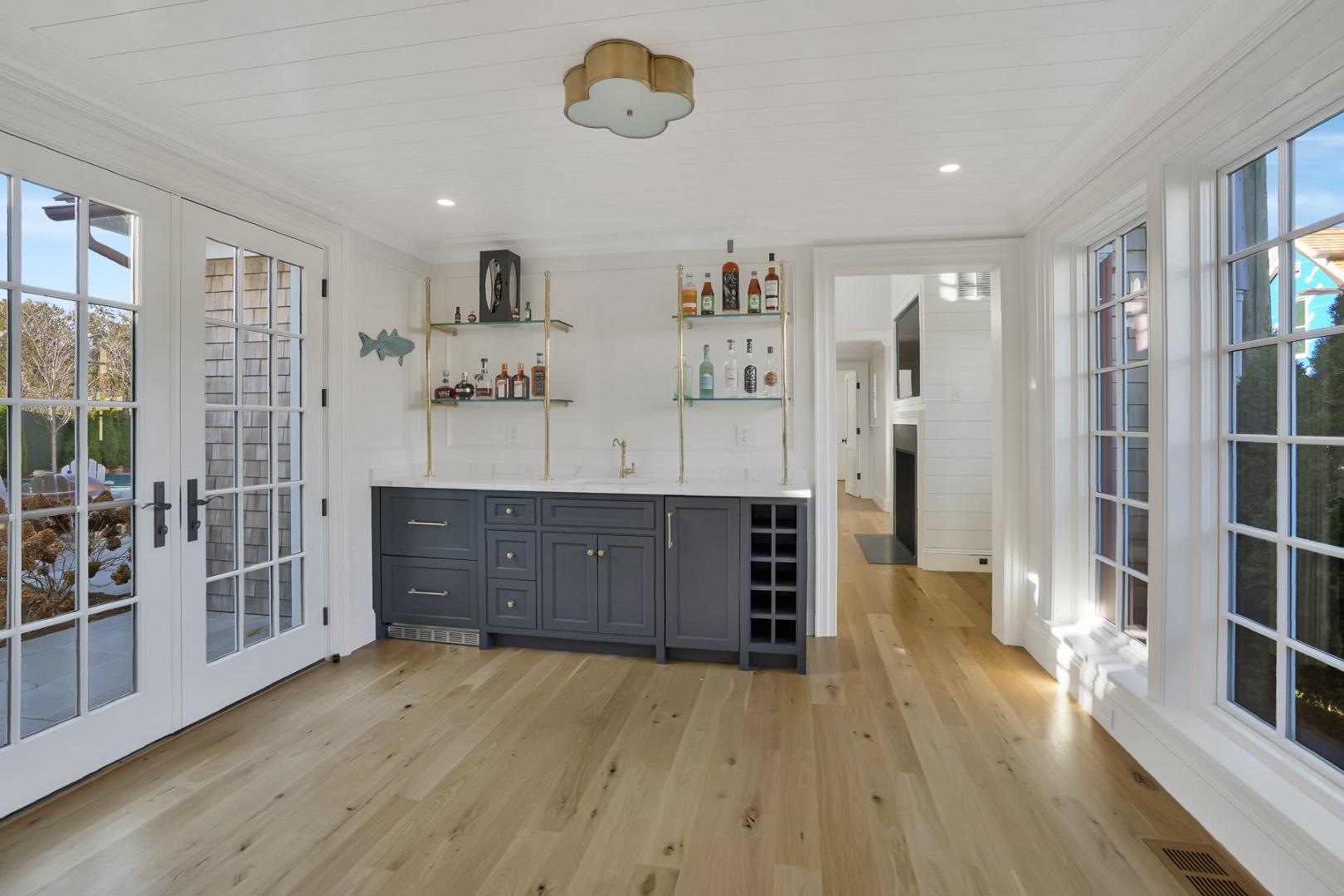 56 North Summer Street Edgartown, MA 02539 - Photo 34 of 77 Bar