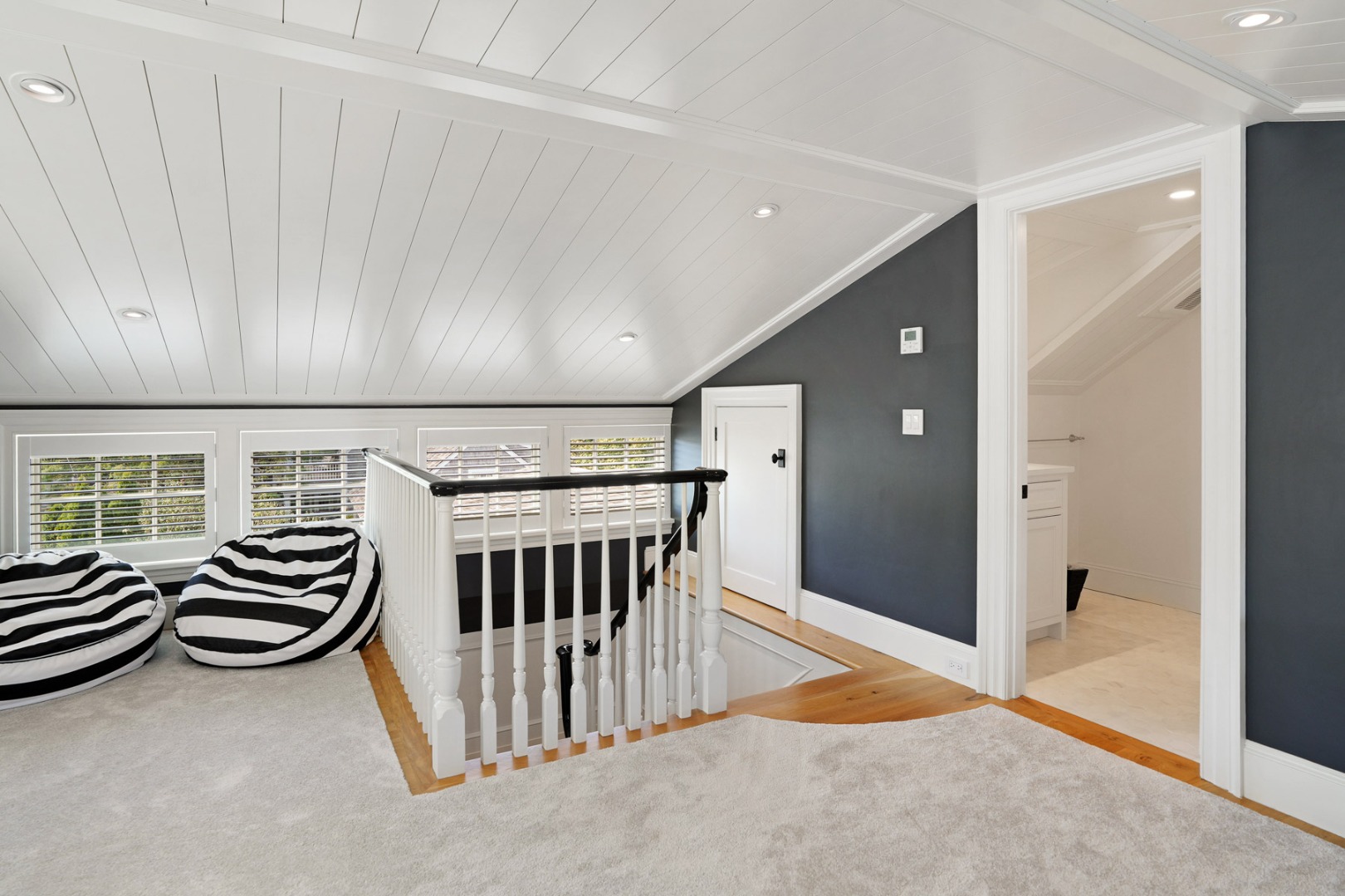 56 North Summer Street Edgartown, MA 02539 - Photo 58 of 77 Third floor bunkroom