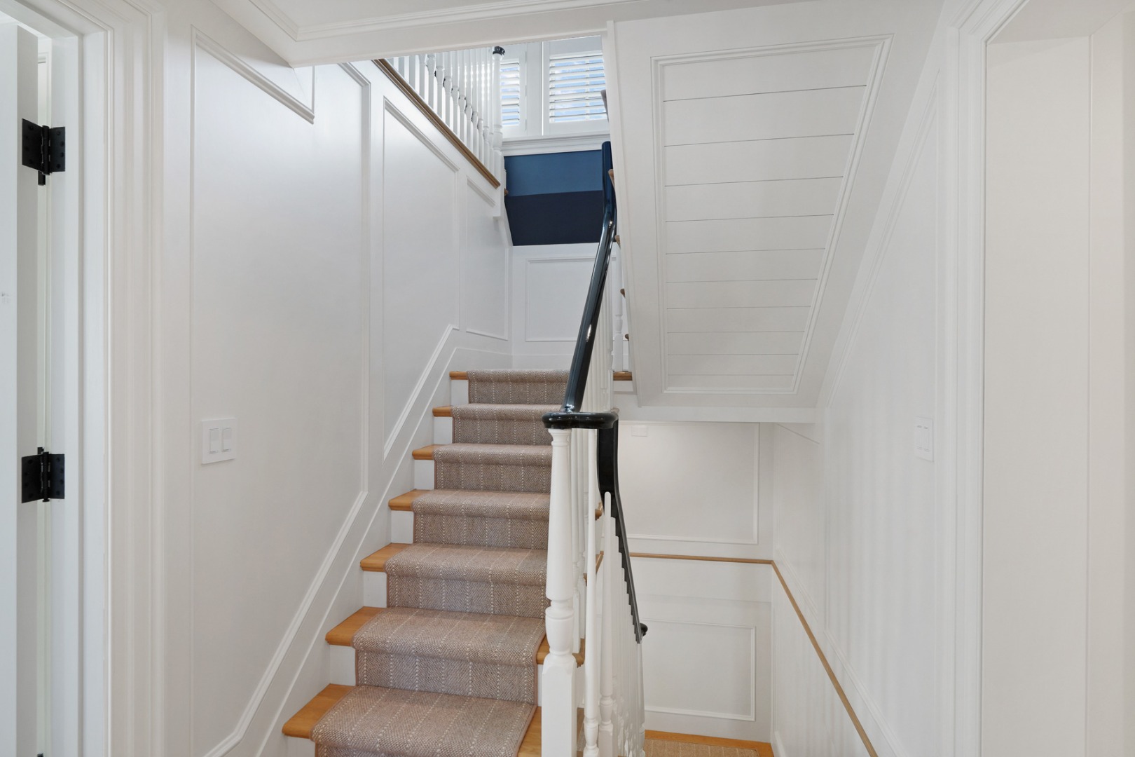 56 North Summer Street Edgartown, MA 02539 - Photo 60 of 77 a view of entryway