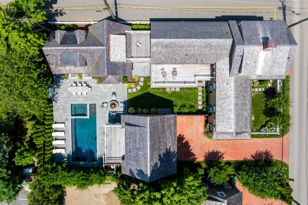 $21,500,000 | 56 North Summer Street, Edgartown, MA 02539