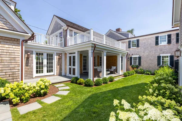 $21,500,000 | 56 North Summer Street, Edgartown, MA 02539