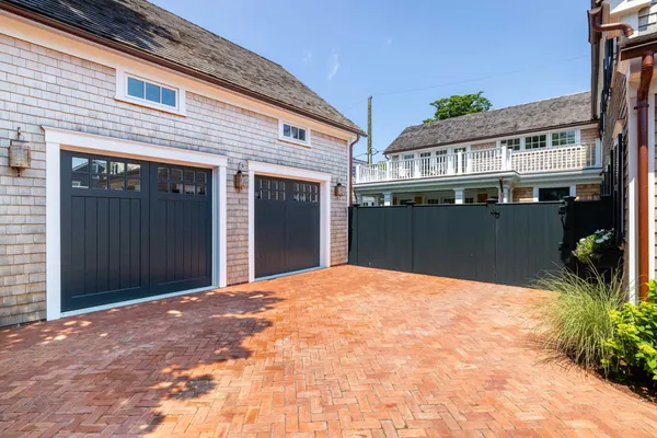 $21,500,000 | 56 North Summer Street, Edgartown, MA 02539