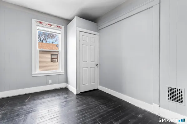 $1,900 | 78 Shelton Avenue, New Haven, CT 06511