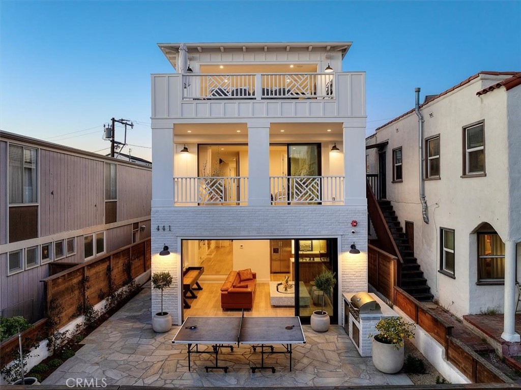 441 34th Street Manhattan Beach, CA 90266 - Photo 1 of 75