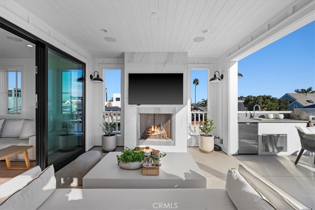 441 34th Street Manhattan Beach, CA 90266 - Photo 16 of 75