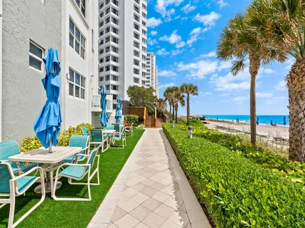 $899,000 | 3550 Galt Ocean Drive, Unit 1011, Fort Lauderdale, FL 33308