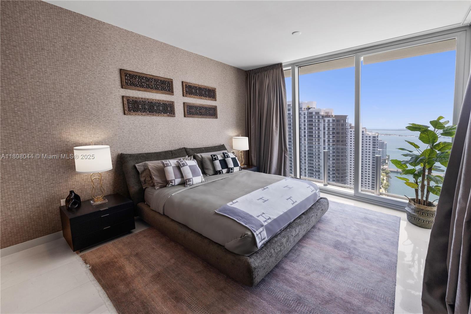 300 Biscayne Blvd Way, Unit 3104 Miami, FL 33131 - Photo 15 of 100