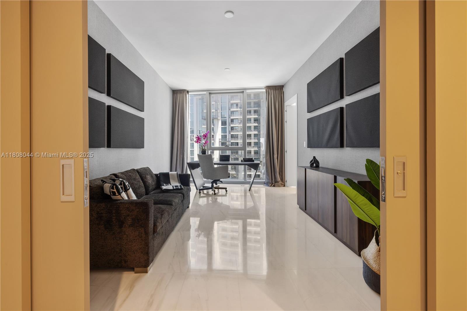 300 Biscayne Blvd Way, Unit 3104 Miami, FL 33131 - Photo 26 of 100