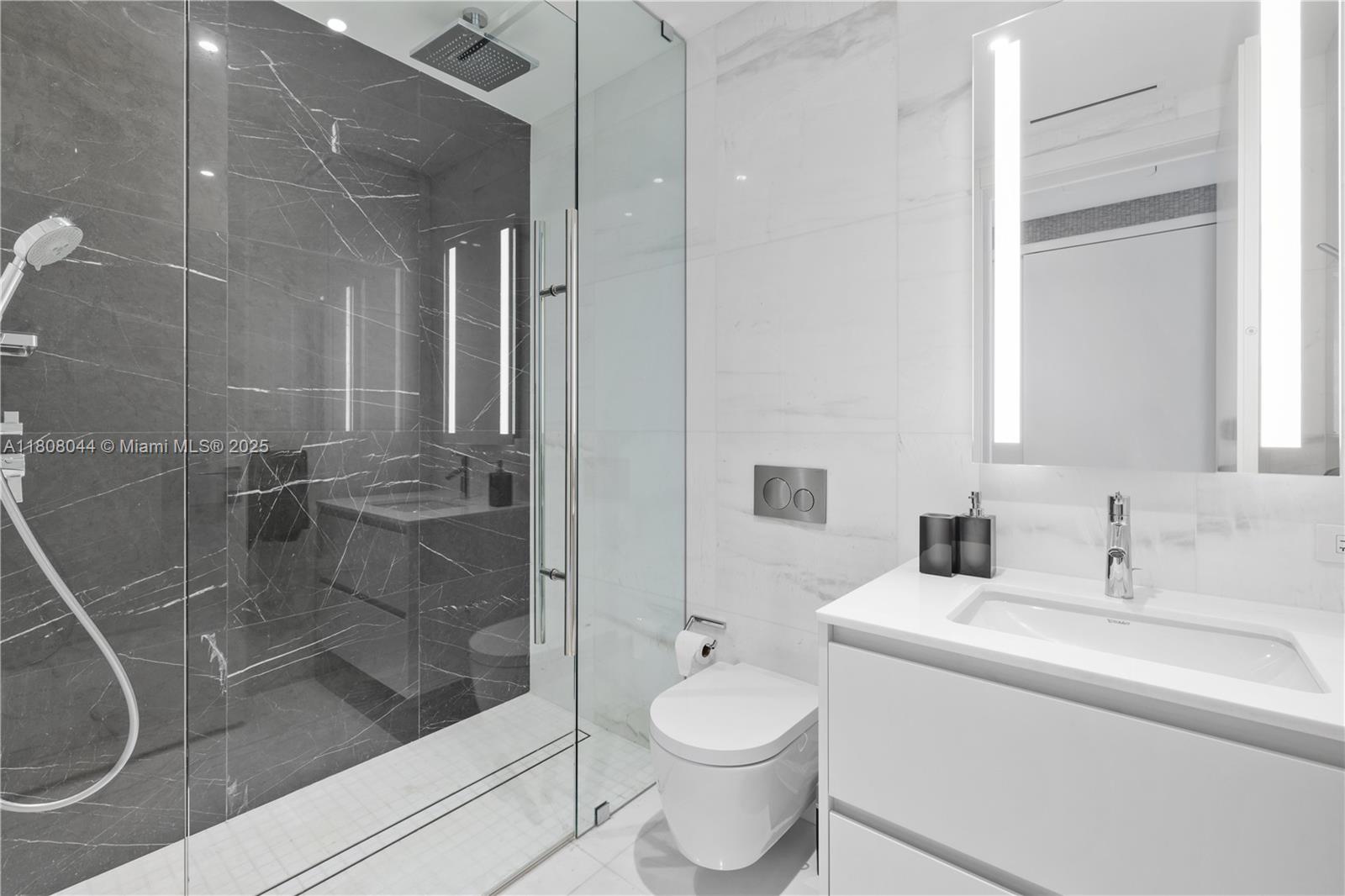 300 Biscayne Blvd Way, Unit 3104 Miami, FL 33131 - Photo 34 of 100